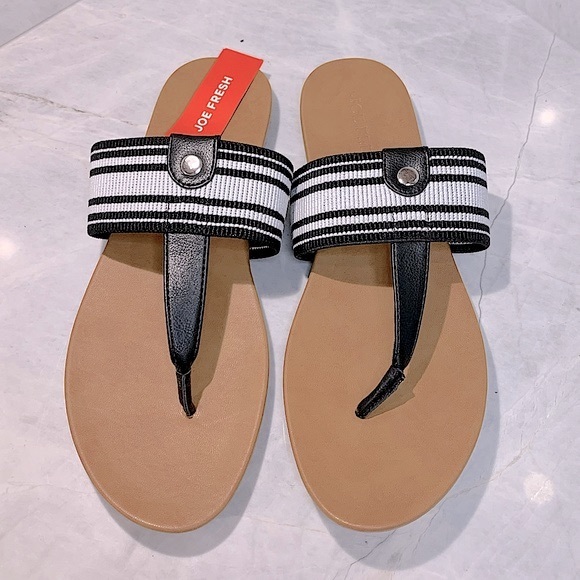 NWT Joe Fresh flips with black and white stripes Size 9 - Picture 2 of 4